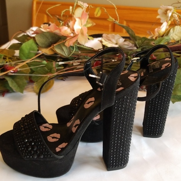 COPY - Womens Juicy Couture Heels - Picture 6 of 8